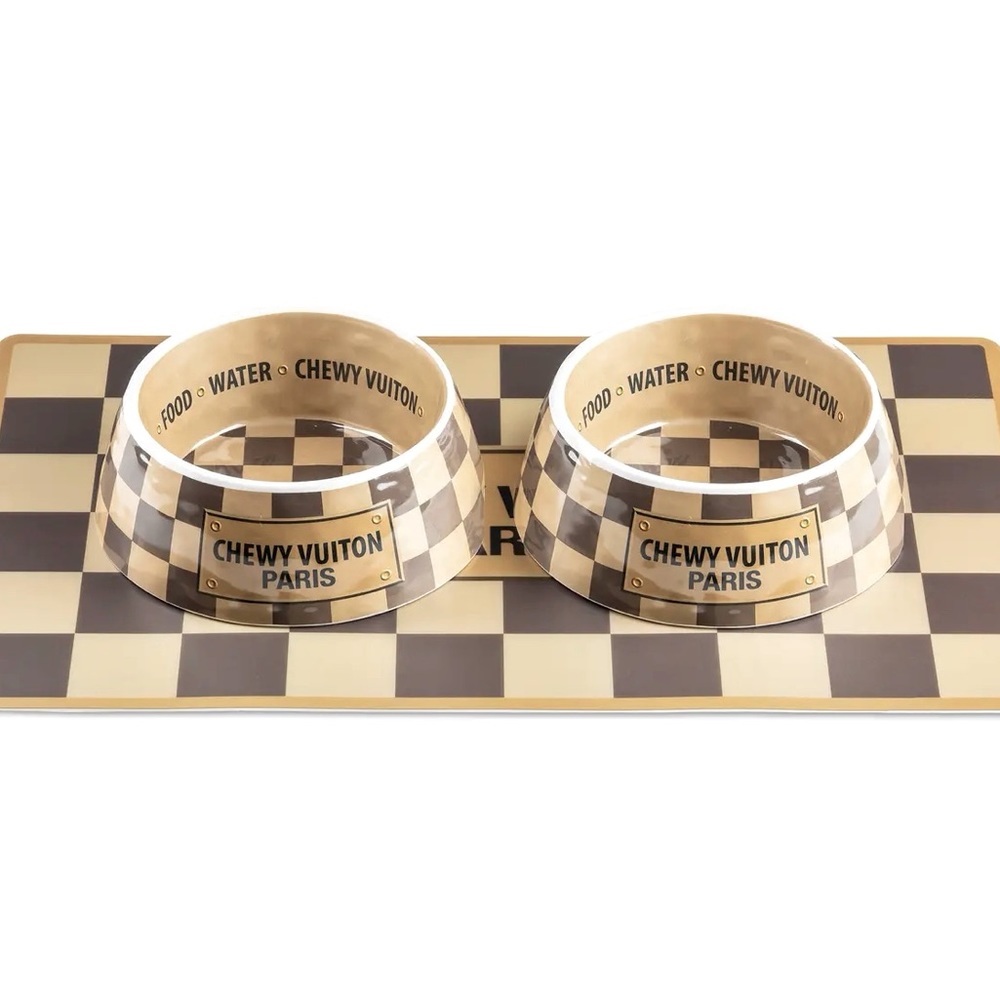 CHEWY VUITON Bowls & Mat
Set (Brown & Cream)